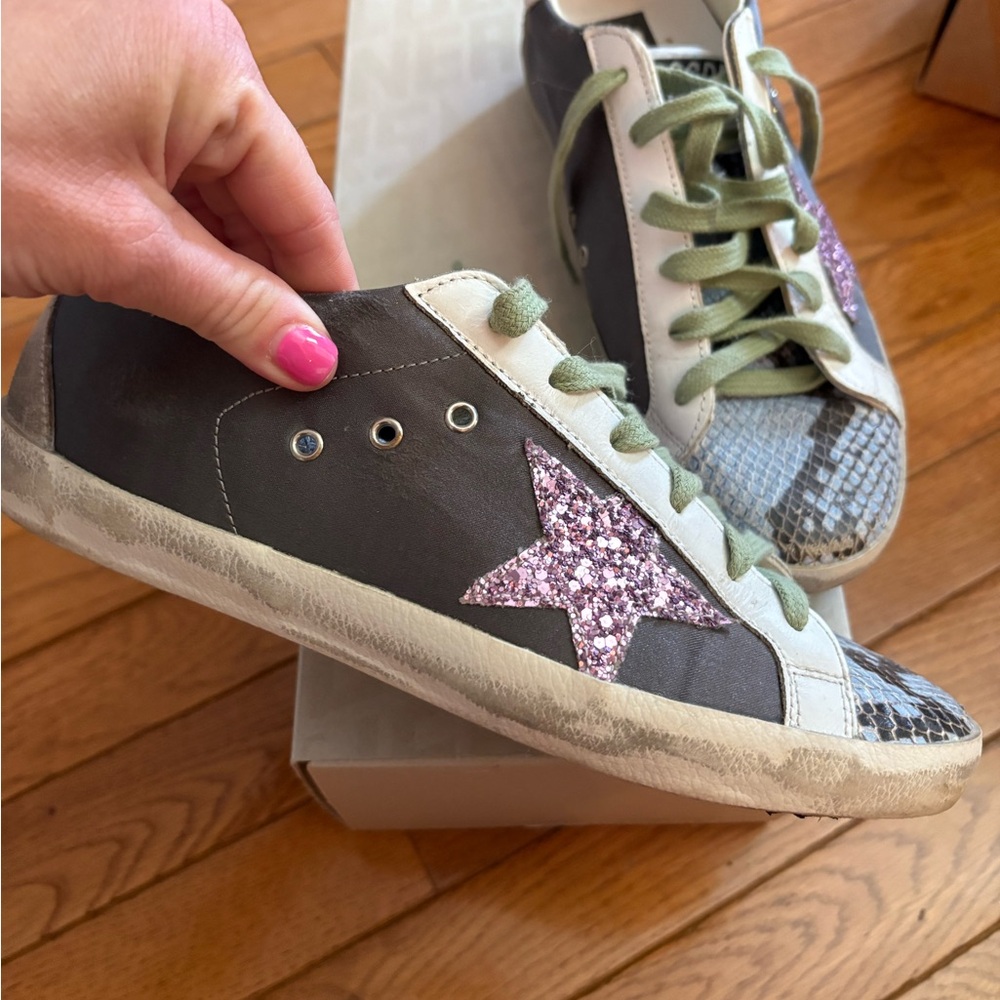 Golden Goose superstars